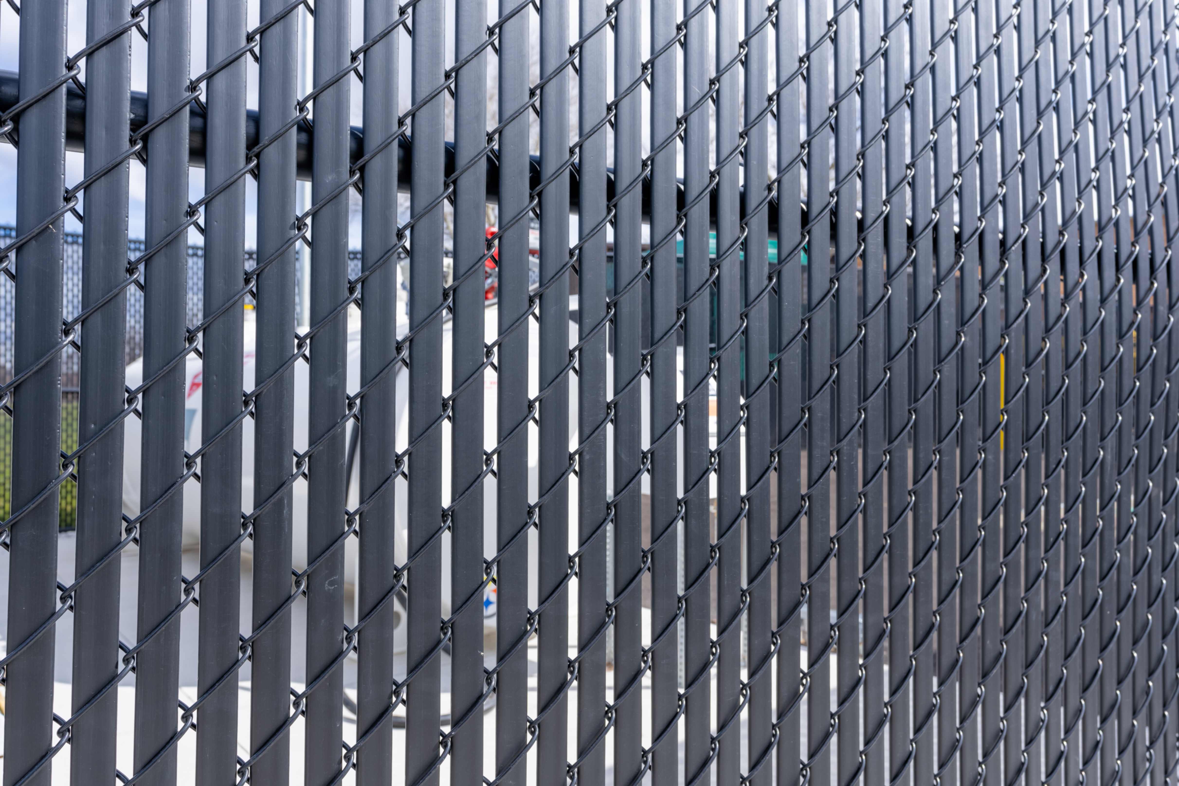 Black Vinyl Coated Chain Link Fence With Vertical