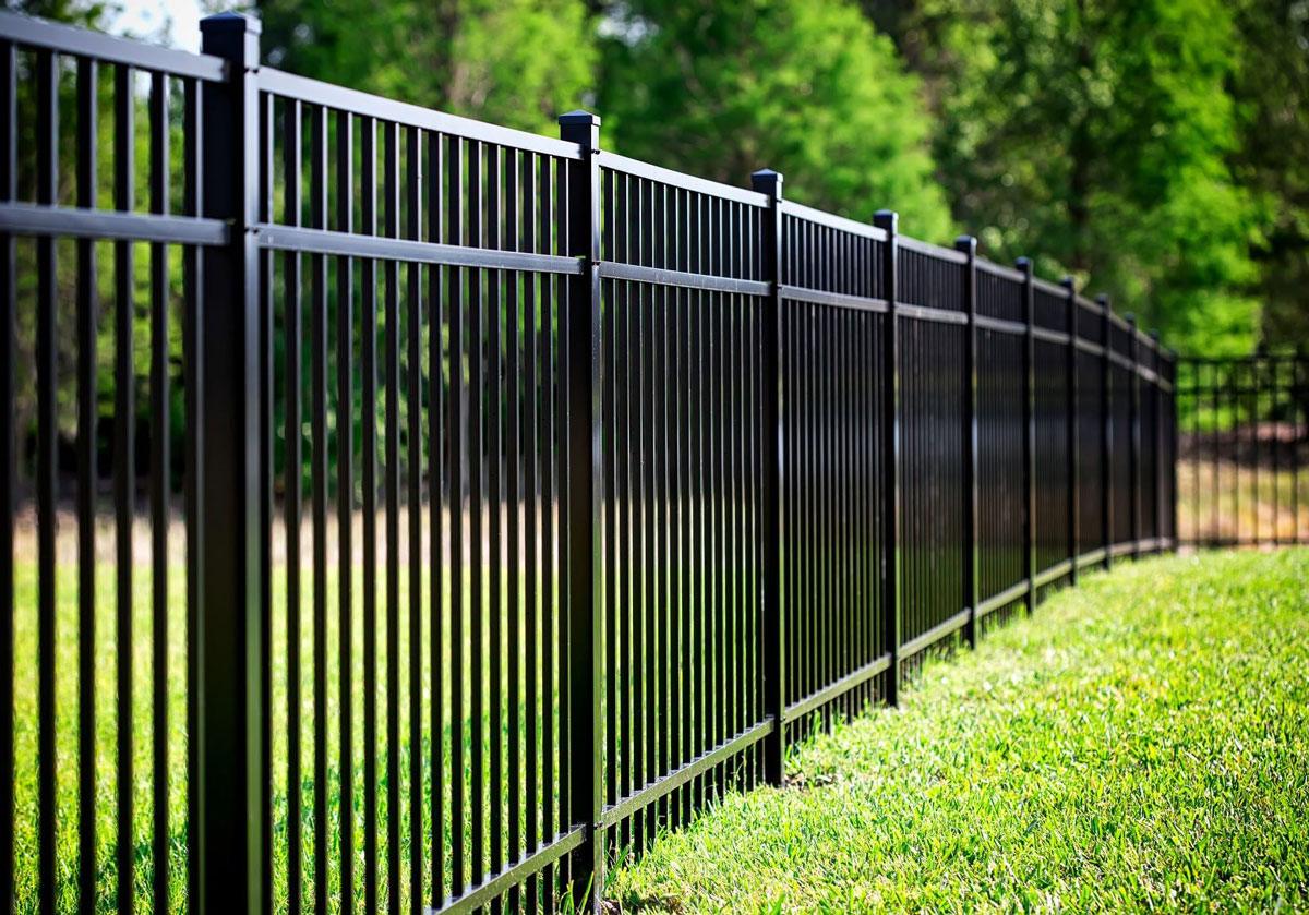 Emerging Innovations in Commercial and Residential Fencing: What Murphy Fence LLC Offers