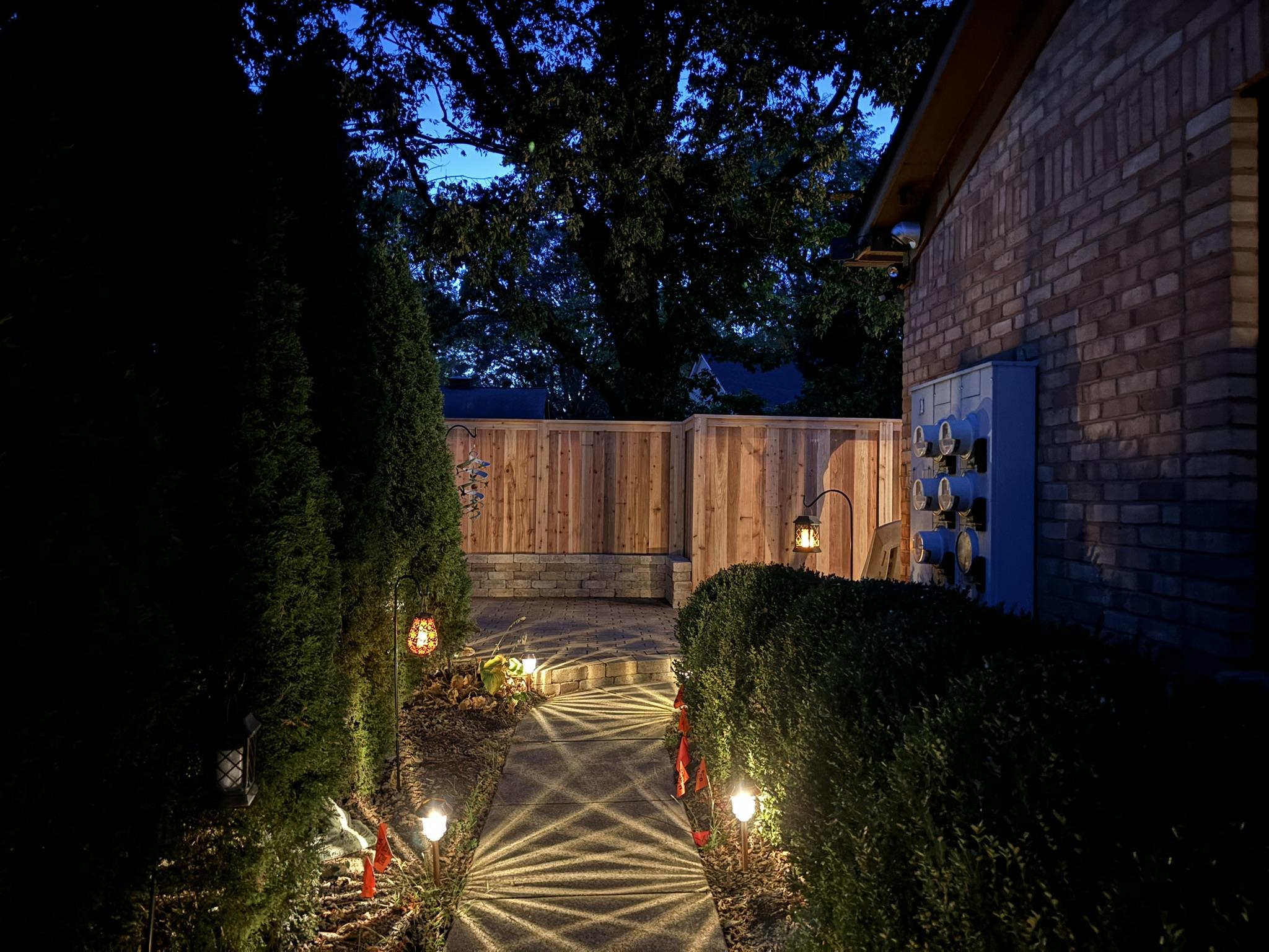 How to Choose a Privacy Fence That Still Feels Open and Inviting (Columbus, OH Guide)