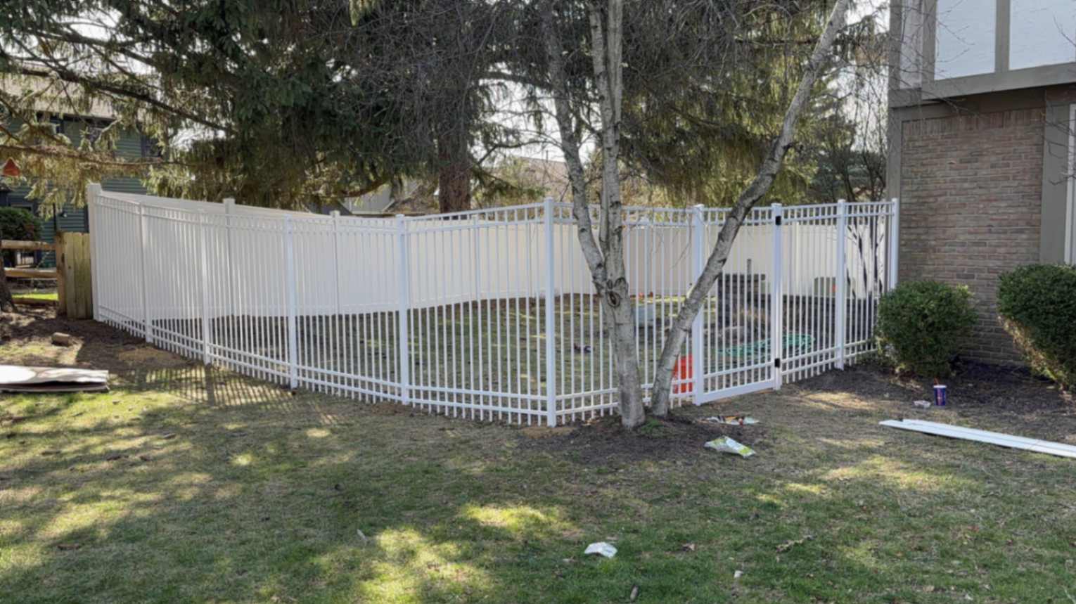 Best Fence Materials for Ohio Weather and Everyday Use